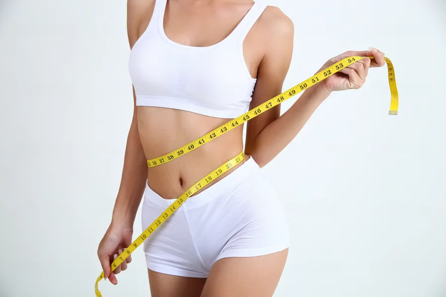 Smooth, contoured midsection after a course of CoolSculpting treatments