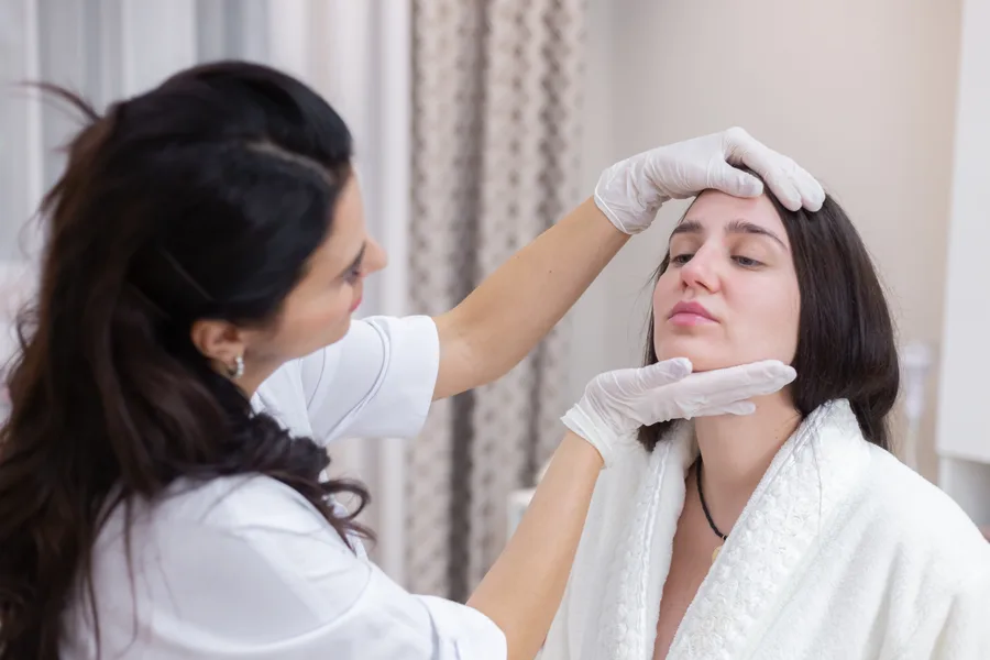 Skin tightening and lifting results from Plexr® treatment